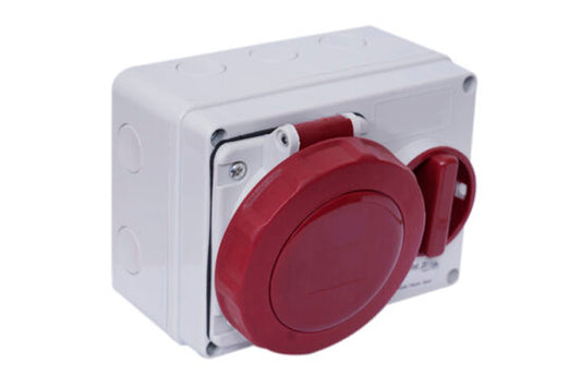 Famatel Switched Interlocked Wall Mounted Sockets Horizontal in Pakistan