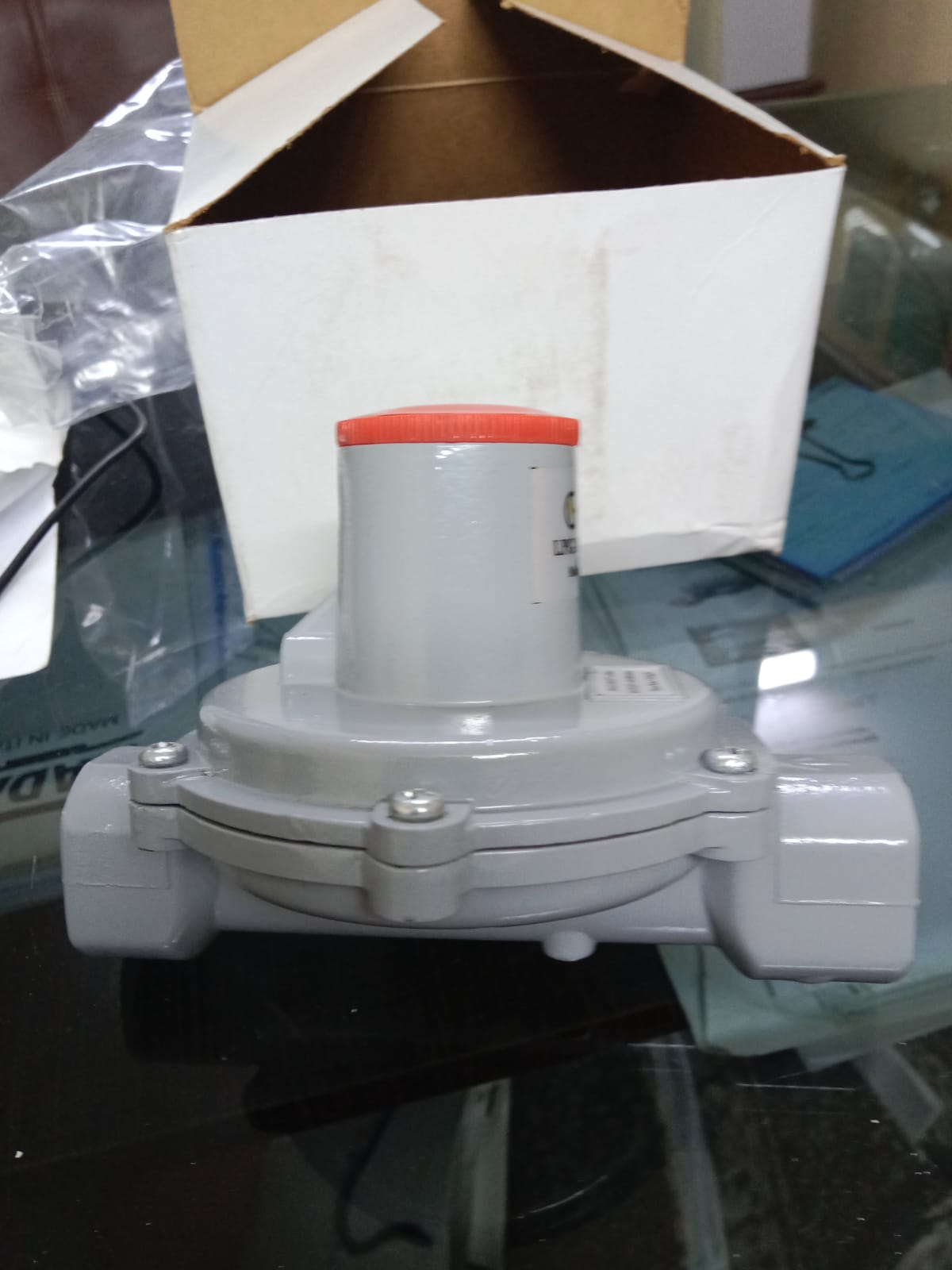 LPG Regulator Gas Meter Inlet 12 Bar Outlet 50-300 mbar  Heavy Duty in Pakistan
